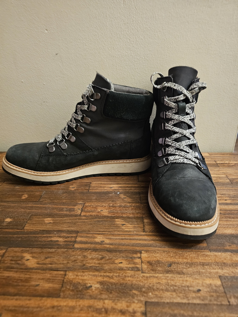 Toms Black and Tan Women's Lace-Up Hiking Boots